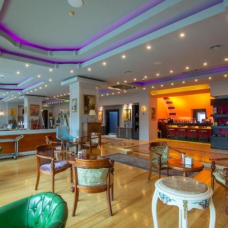 Phoenicia Express Hotel Bucarest Exterior foto