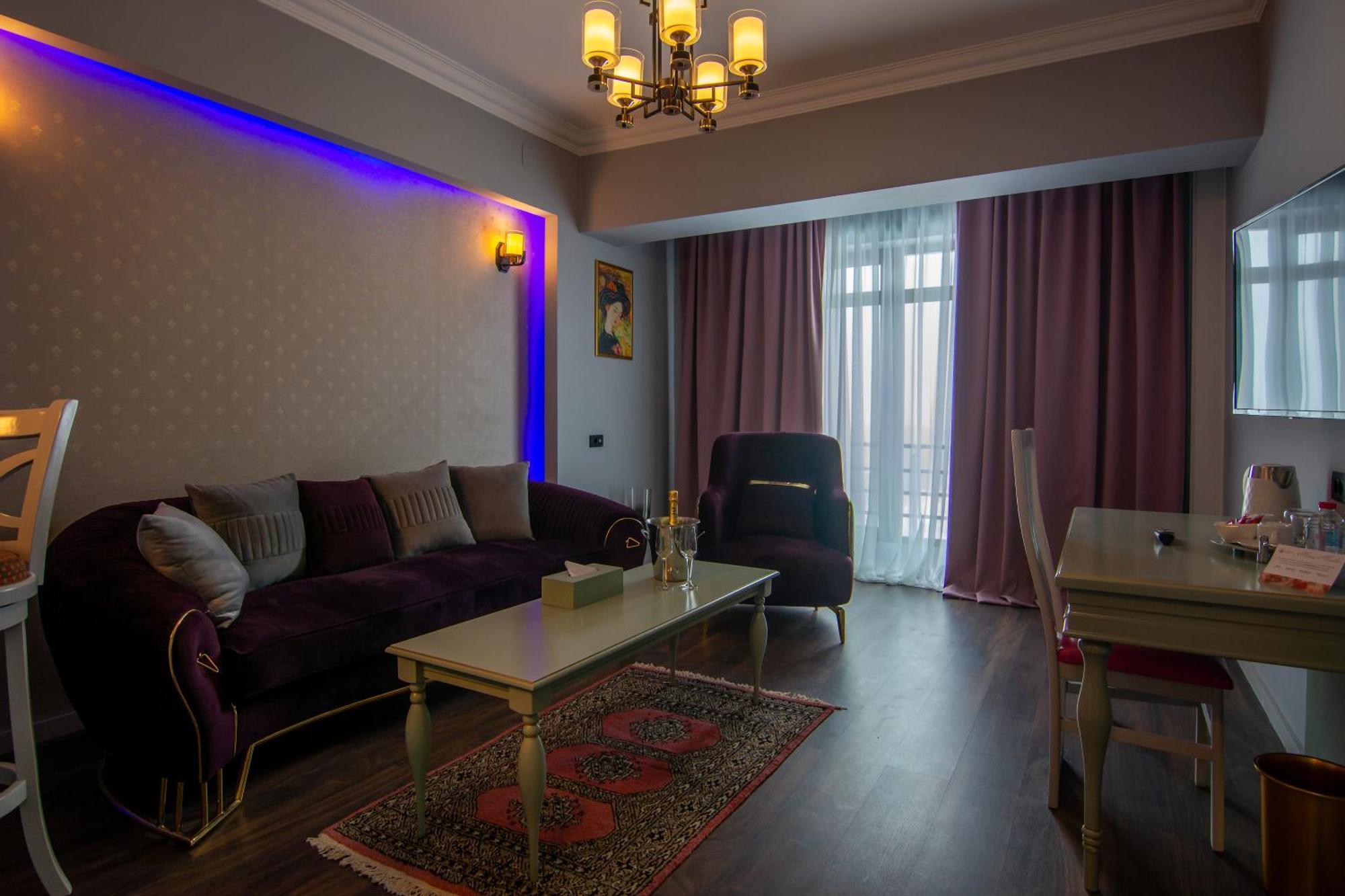 Phoenicia Express Hotel Bucarest Exterior foto